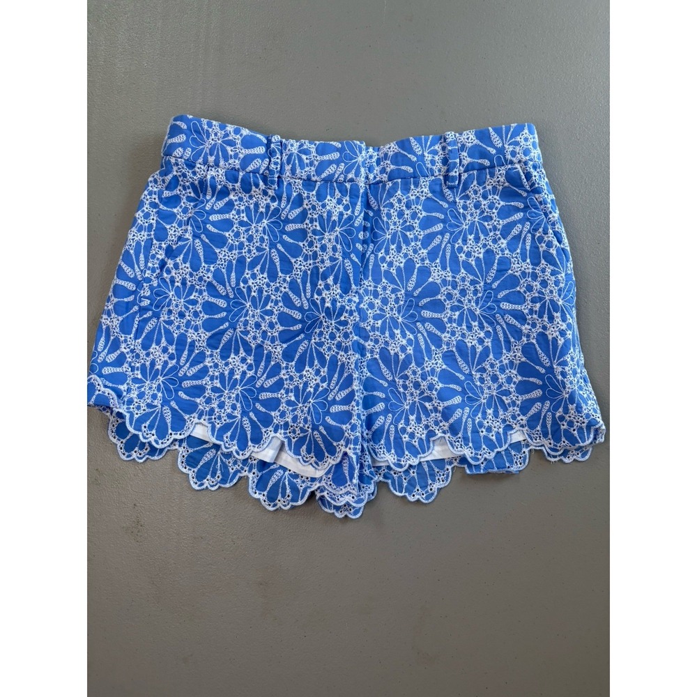 LOFT Shorts Sz 2 Blue and White Floral Lace Eyelet Scalloped Edge Coastal Preppy - Picture 11 of 11